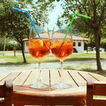 Camping Lago 3 Comuni Campo de lujo Alesso